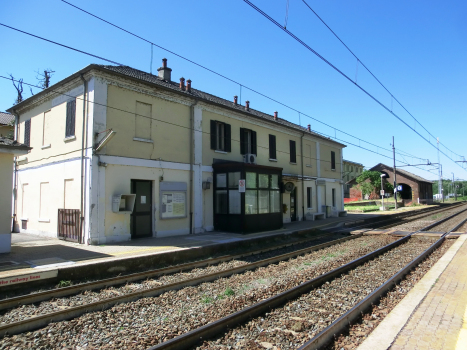 Valle Lomellina Station