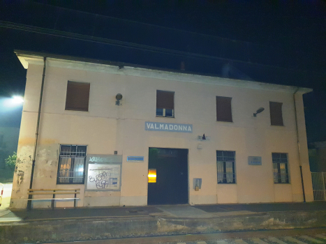 Valmadonna Station
