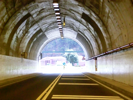 São Vicente Tunnel western portal