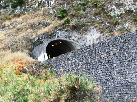 Tunnel de Ribeira do Inferno