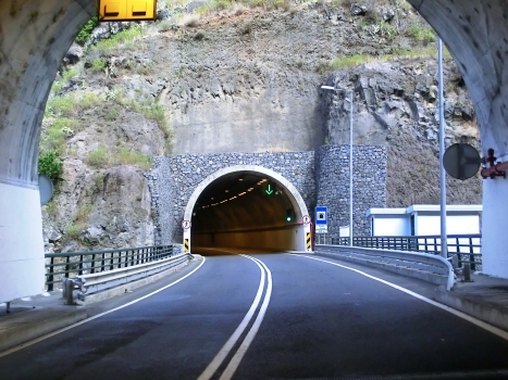 Doutor Tunnel eastern portal from Arco Tunnel