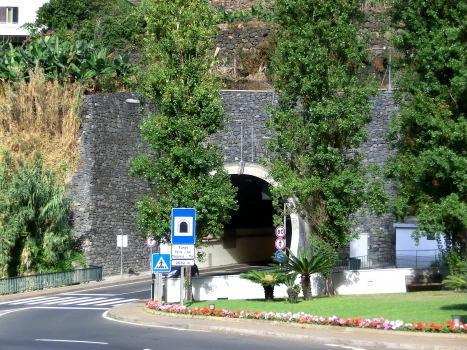 Tunnel de Ponta do Sol