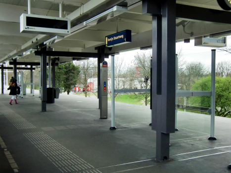 Metrobahnhof Verrijn Stuartweg