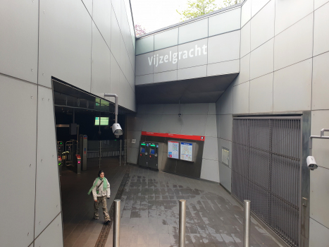 Vijzelgracht Metro Station