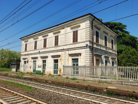 Bahnhof Villalvernia