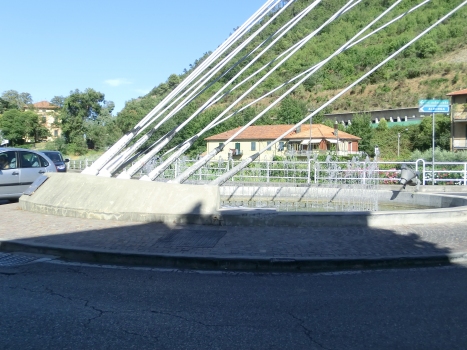 Pont haubané de Villanova d'Albenga