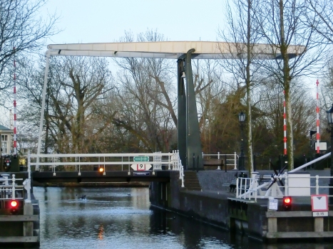 Sluisbrug (old Zwaantjesbrug)