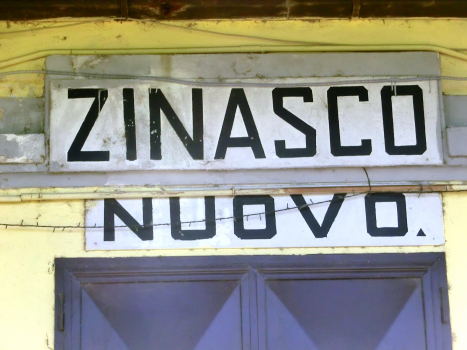 Zinasco Nuovo Station