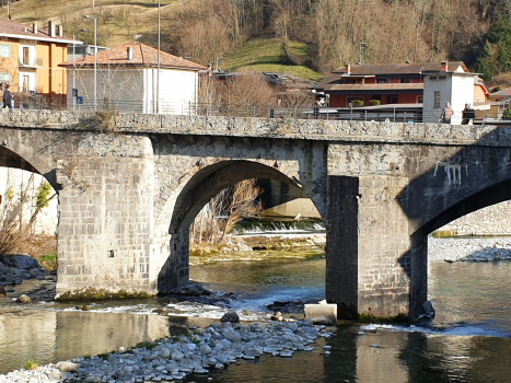 Ambria-Brücke