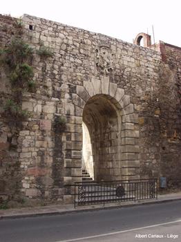 León City Walls