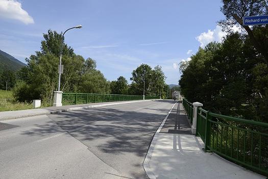 Höllentalbrücke B 27