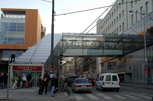 Passerelle pour la Lugner City, Vienne