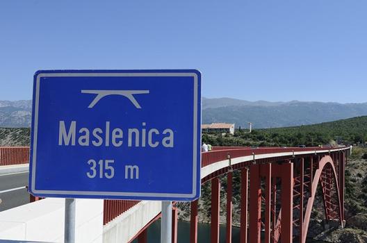 Brücke bei Maslenica