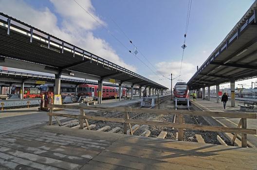 Südbahnhof, der Ostbahnhof bleibt für die Dauer der Bauarbeiten für Regionalzüge in einer provisorischen Anlage in Betrieb