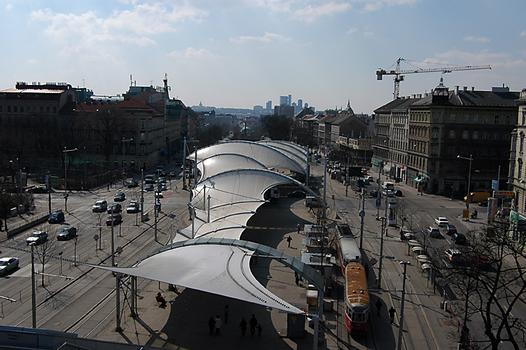 Tramway à Vienne - Station Urban-Loritz-Platz