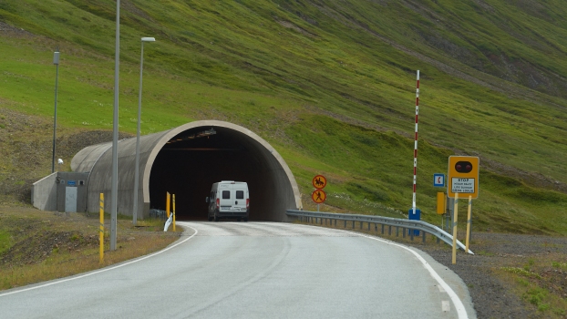 Tunnel de Siglufjardur