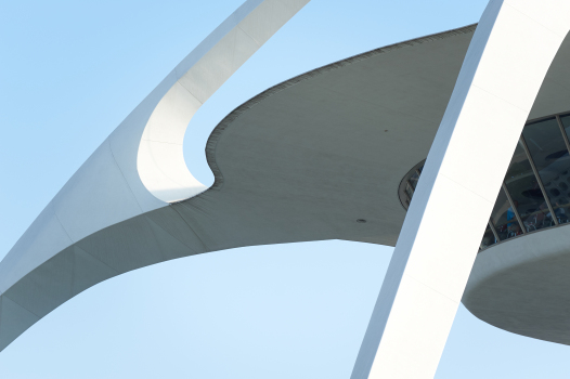 LAX Theme Building
