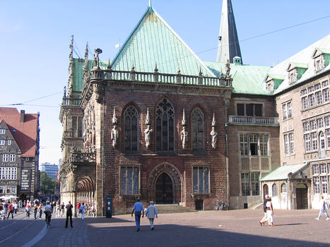 Altes Bremer Rathaus, Ostseite