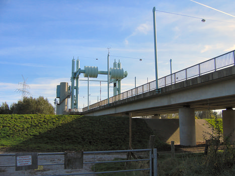 Pont basculant sur la Schwinge à Stade