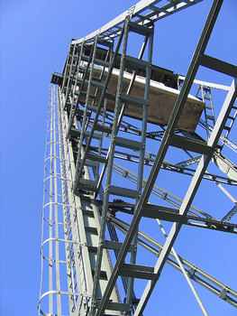 Huntebrück Lift Bridge