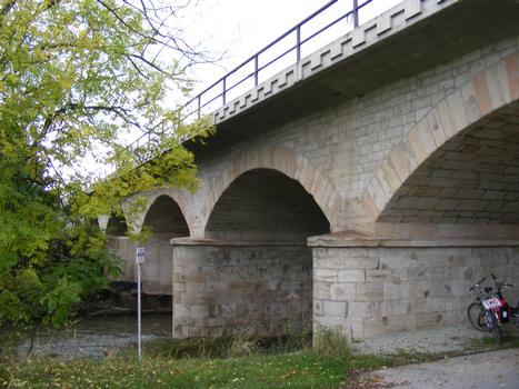 Eisenbahnbrücke über die Ilm in Großheringen