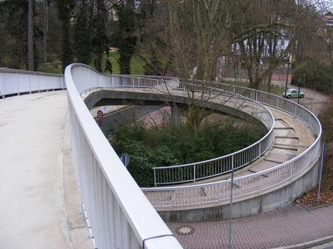 Spans Hindenburg Ring at Schlosspark in Bad Homburg