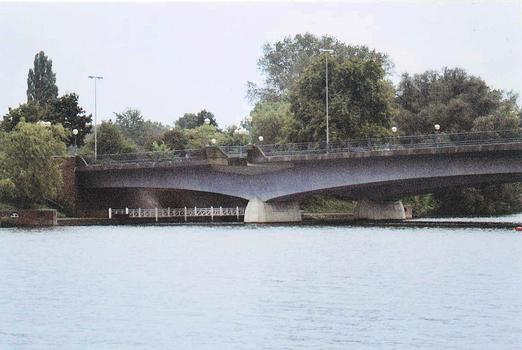 Pont sur le lac de l'Aa à Münster