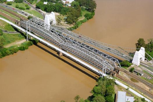 Jack Pesch Bridge, Walter Taylor Bridge & Albert Bridge, Brisbane