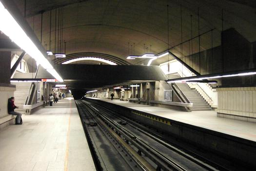 Métro von Montreal - Grüne Linie - Metrobahnhof Langelier