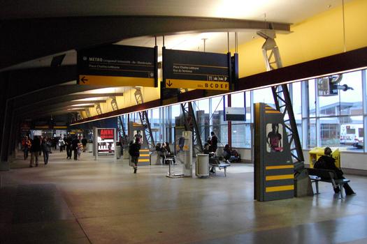 Montreal Metro Yellow Line - Longueuil – Université-de-Sherbrooke Station
