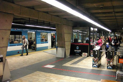 Montreal Metro Yellow Line -