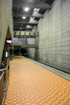 Montreal Metro - Green Line - Lionel-Groulx Station