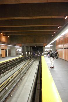 Montreal Metro - Orange Line - Cartier station