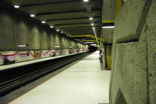 Montreal Metro - Green Line - Verdun Station