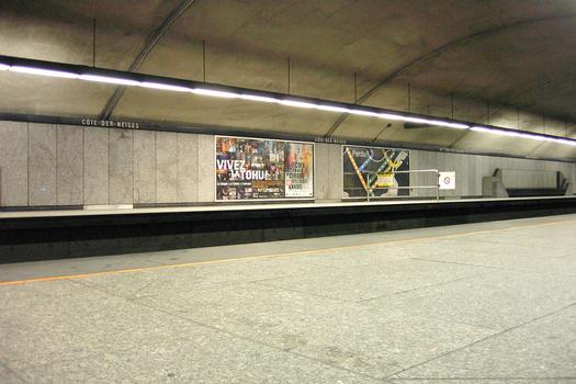 Métro von Montreal - Blaue Linie - Bahnhof Côte-des-Neiges
