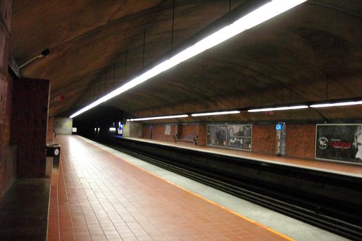 Montreal Metro - Orange Line - Namur station