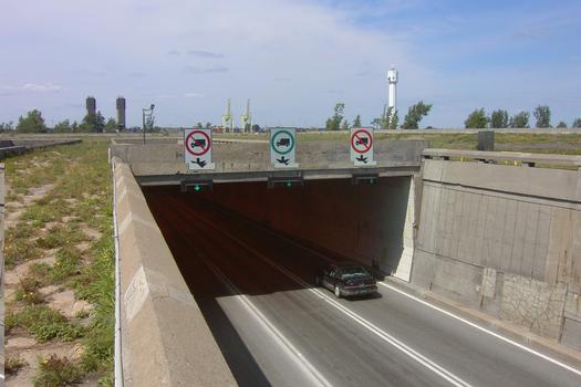 Louis-Hippolyte Lafontaine Tunnel
