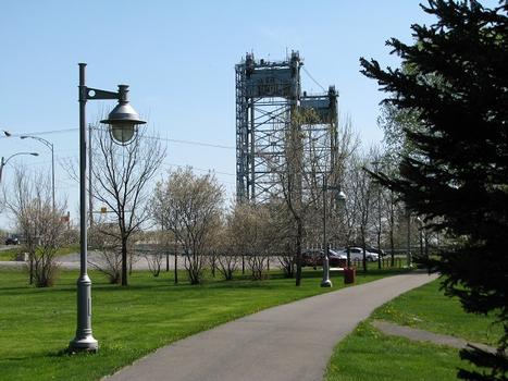 Pont Larocque à Salaberry de Valleyfield, route 132 Québec Canada