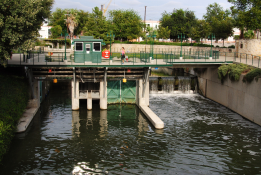 San Antonio River Lock & Dam