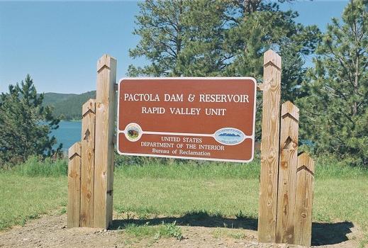 Pactola Dam - Signage
