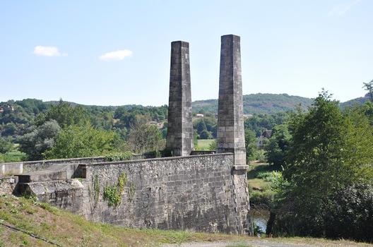 Ruines de l'ancien pont sur le Lot (Gaillac Cajarc)