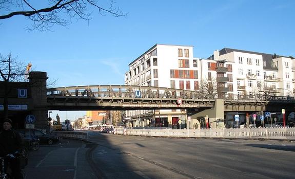 Hamburg: U-Bahnbrücke / Viadukt Hoheluft