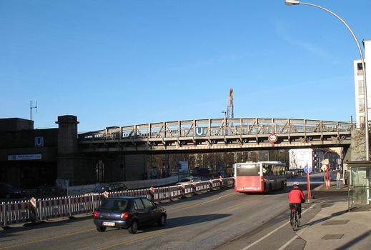 Hamburg: U-Bahnbrücke / Viadukt Hoheluft