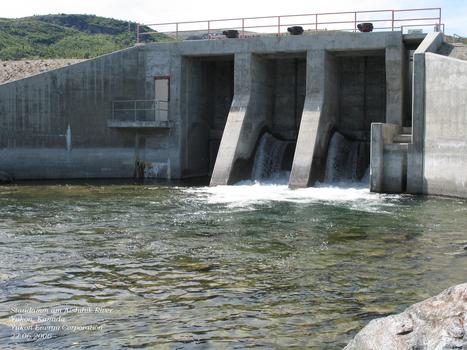 Aishihik Hydro Dam Aishihik River / Yukon, Kanada