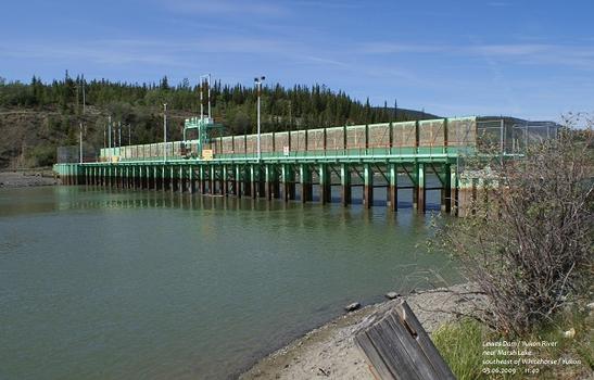 Lewes Dam / Yukon River bei Marsh Lake südöstlich von Whitehorse / Yukon