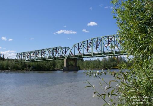 Pelly River Bridge bei Faro / Yukon