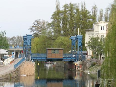 Plauer Hubbrücke in Plau am See, Mecklenburg-Vorpommern