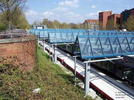 Ligne U 1 du métro de Hambourg – Station de métro Norderstedt Mitte