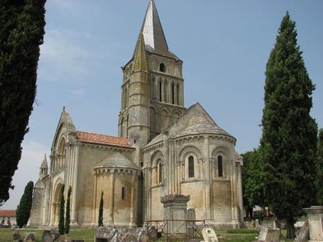 Kirche Saint-Pierre-de-la-Tour, Aulnay-de-Saintonge