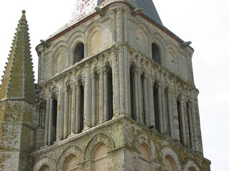 Kirche Saint-Pierre-de-la-Tour, Aulnay-de-Saintonge